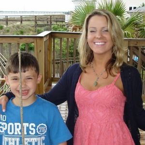 Meet your Posher, Caitlin